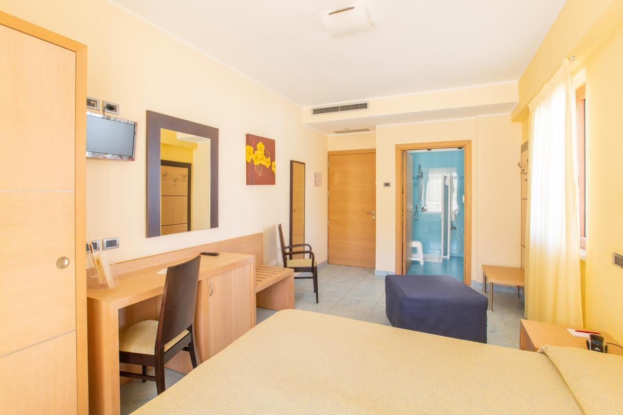 Marc Hotel Vieste Extérieur photo