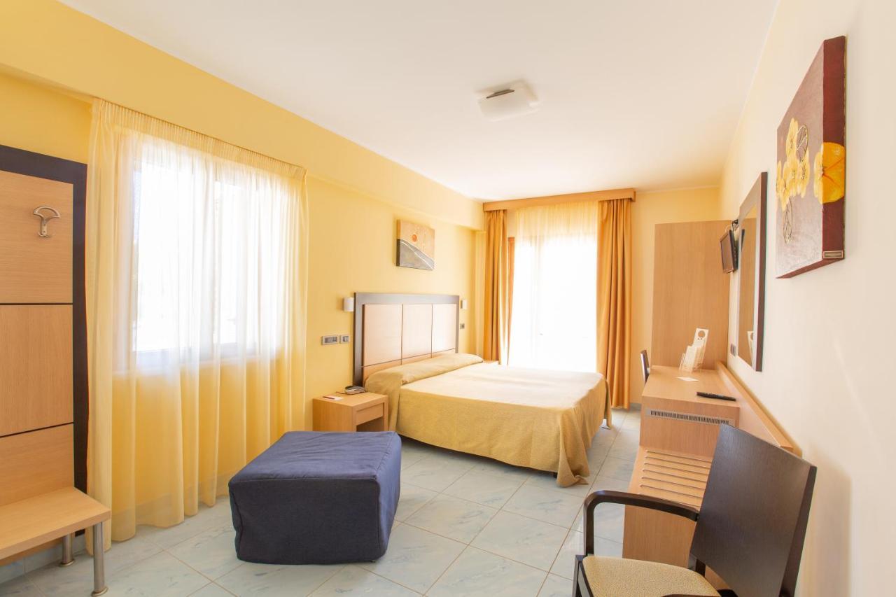Marc Hotel Vieste Extérieur photo